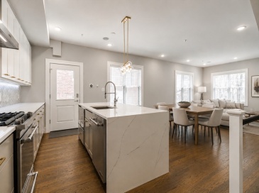 55 Hutchings St, Boston, Massachusetts, 3 Bedrooms Bedrooms, 6 Rooms Rooms,2.5 BathroomsBathrooms,Residential Lease,For Rent,Hutchings St,73554356
