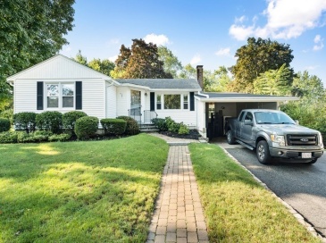 15 Temple Rd., Waltham, Massachusetts, 6 Bedrooms Bedrooms, 11 Rooms Rooms,2 BathroomsBathrooms,Residential Lease,For Rent,Temple Rd.,73554505