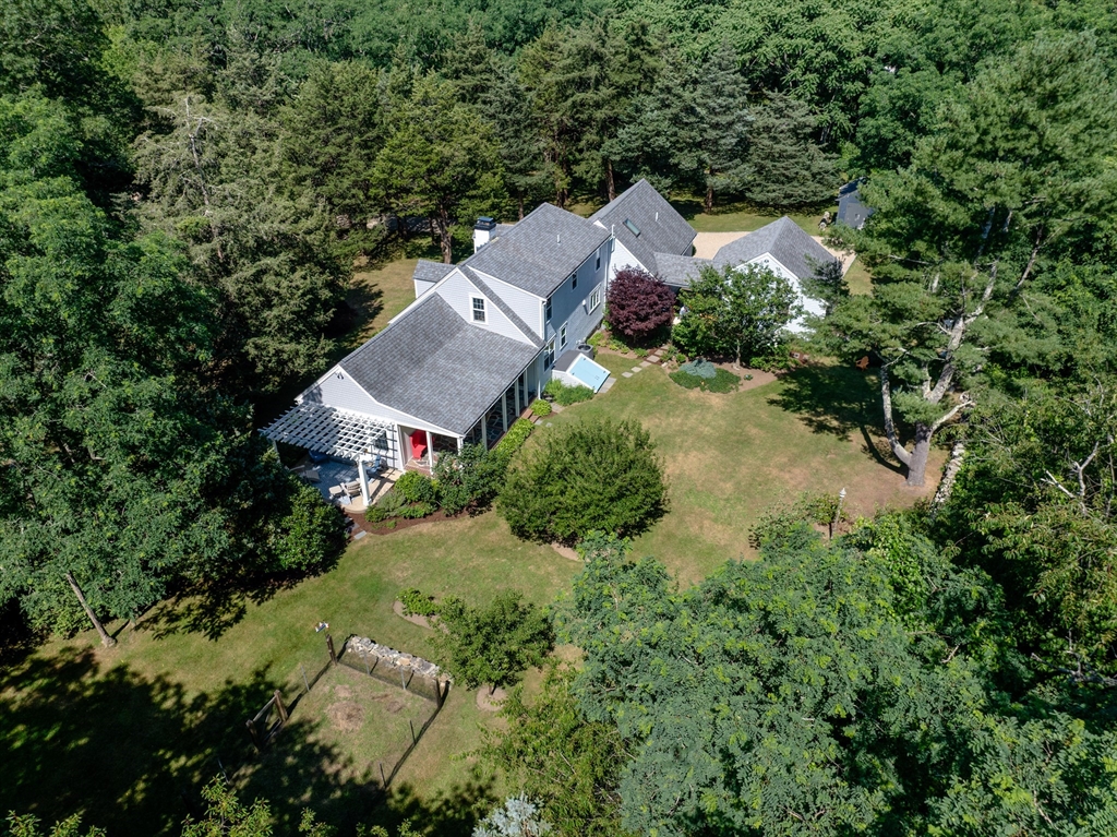 17 Harbor Road Nk, Mattapoisett, Massachusetts, 4 Bedrooms Bedrooms, 9 Rooms Rooms,2.5 BathroomsBathrooms,Residential,For Sale,Harbor Road Nk,73554507