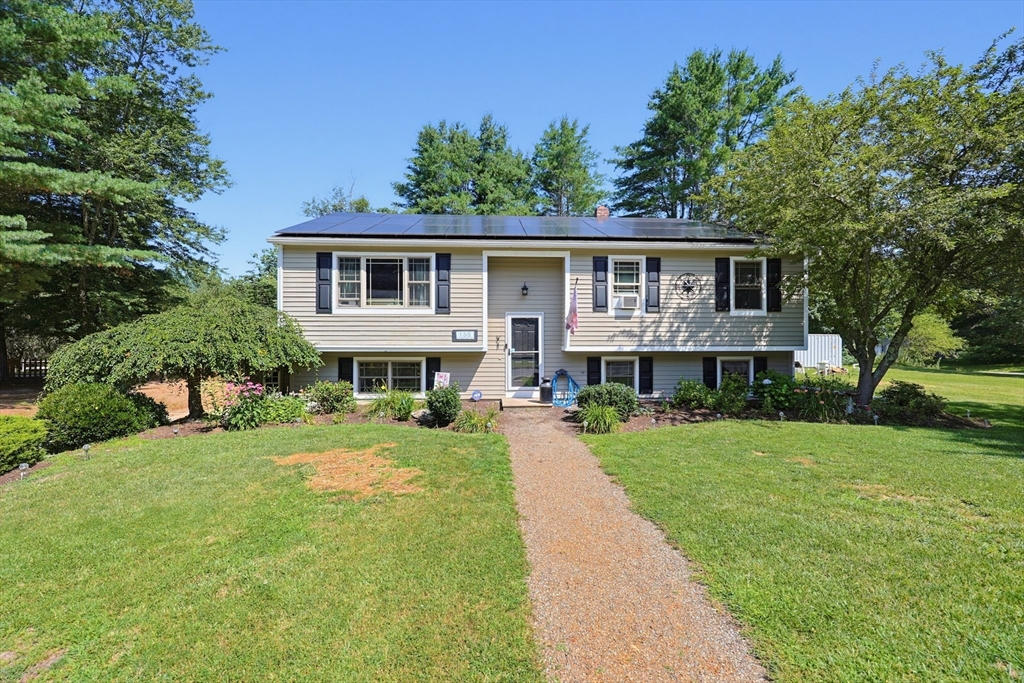 155 Dunnbrook Rd, East Brookfield, Massachusetts, 3 Bedrooms Bedrooms, 6 Rooms Rooms,2 BathroomsBathrooms,Residential,For Sale,Dunnbrook Rd,73554508