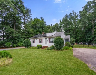 10 Hawthorne St, Kingston, Massachusetts, 5 Bedrooms Bedrooms, 9 Rooms Rooms,3 BathroomsBathrooms,Residential,For Sale,Hawthorne St,73554513