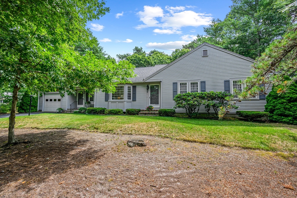 52 Greenland Cir, Yarmouth, Massachusetts, 3 Bedrooms Bedrooms, 7 Rooms Rooms,2 BathroomsBathrooms,Residential,For Sale,Greenland Cir,73554519