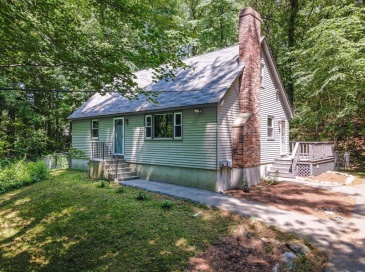 40 Sherburne Ave, Tyngsborough, Massachusetts, 4 Bedrooms Bedrooms, 6 Rooms Rooms,2 BathroomsBathrooms,Residential,For Sale,Sherburne Ave,73534329