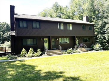 590 Dedham St, Wrentham, Massachusetts, 2 Bedrooms Bedrooms, 5 Rooms Rooms,1.5 BathroomsBathrooms,Residential,For Sale,Dedham St,73554453