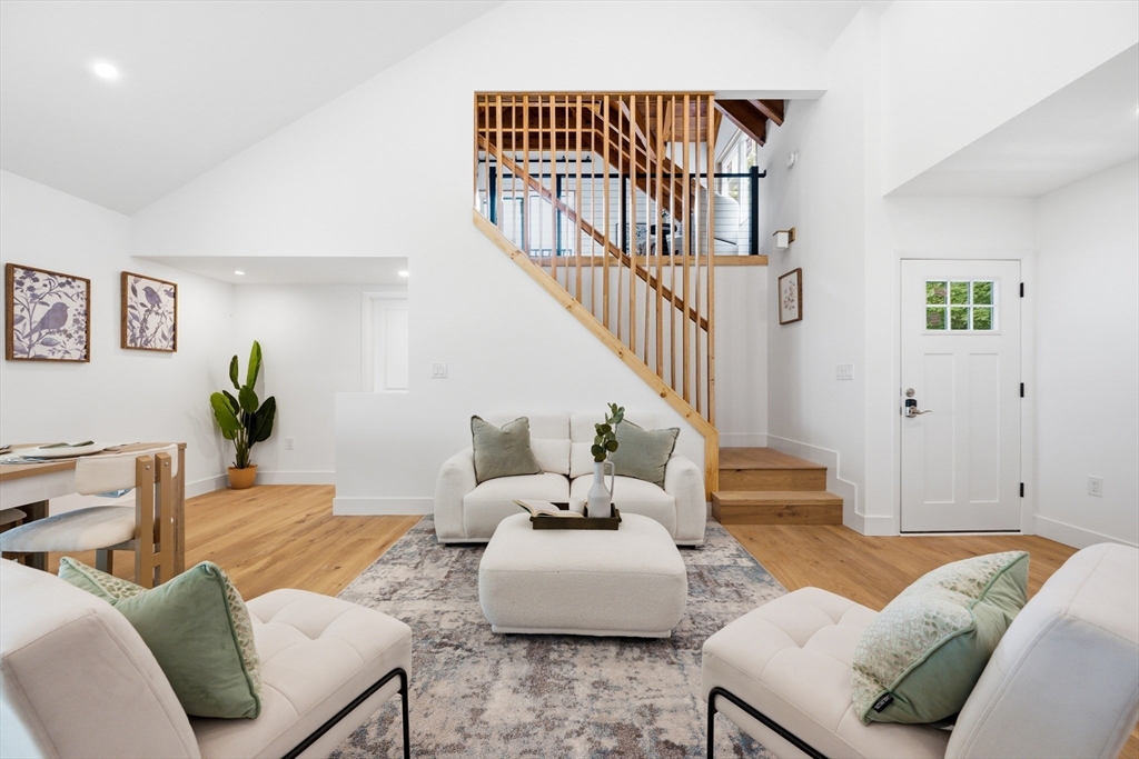 6 Amherst Rd, Hopkinton, Massachusetts, 3 Bedrooms Bedrooms, 10 Rooms Rooms,3.5 BathroomsBathrooms,Residential,For Sale,Amherst Rd,73554531