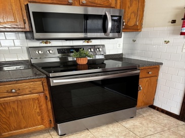 77 Star St, Pawtucket, Rhode Island, 2 Bedrooms Bedrooms, 4 Rooms Rooms,1 BathroomBathrooms,Residential Lease,For Rent,Star St,73554457 77 Star St, Pawtucket, Rhode Island, 2 Bedrooms Bedrooms, 4 Rooms Rooms,1 BathroomBathrooms,Residential Lease,For Rent,Star St,73554457