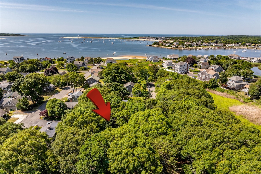 20 Park St, Yarmouth, Massachusetts, 3 Bedrooms Bedrooms, 6 Rooms Rooms,1.5 BathroomsBathrooms,Residential,For Sale,Park St,73554533