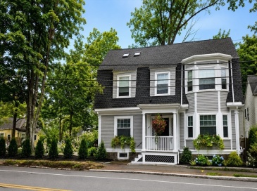 247 Hale St, Beverly, Massachusetts, 3 Bedrooms Bedrooms, 6 Rooms Rooms,2 BathroomsBathrooms,Residential Lease,For Rent,Hale St,73554560