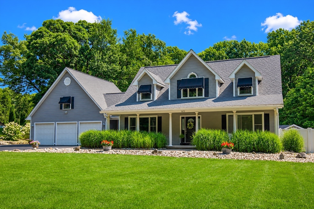 1452 Morgan Road, West Springfield, Massachusetts, 4 Bedrooms Bedrooms, 8 Rooms Rooms,2.5 BathroomsBathrooms,Residential,For Sale,Morgan Road,73553271