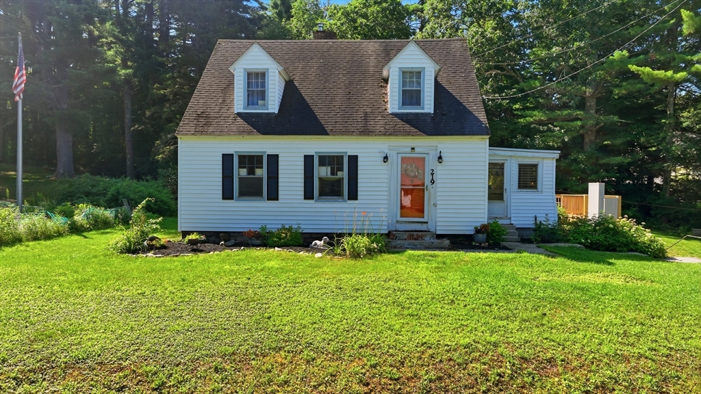 219 Old Warren Rd, Palmer, Massachusetts, 3 Bedrooms Bedrooms, 6 Rooms Rooms,1.5 BathroomsBathrooms,Residential,For Sale,Old Warren Rd,73554482