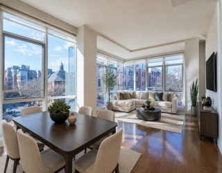 700 Harrison Avenue, Boston, Massachusetts, 2 Bedrooms Bedrooms, 5 Rooms Rooms,2 BathroomsBathrooms,Residential Lease,For Rent,Harrison Avenue,73554492