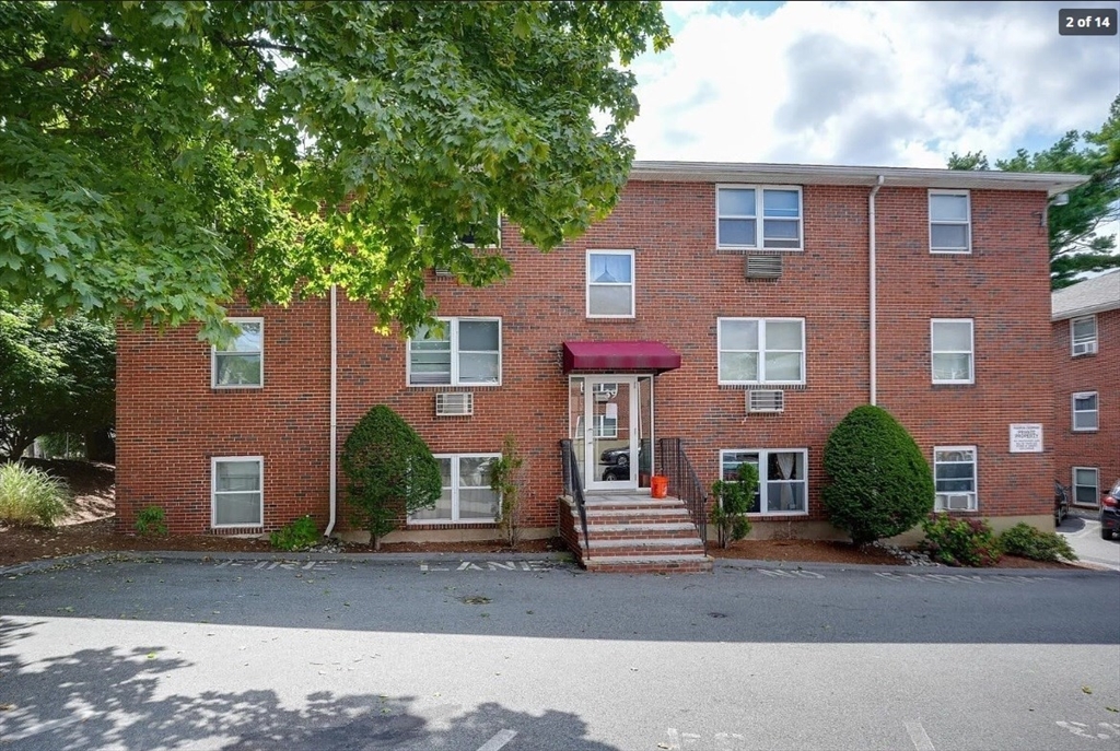 39 Montvale Ave., Woburn, Massachusetts, 1 Bedroom Bedrooms, 4 Rooms Rooms,1 BathroomBathrooms,Residential Lease,For Rent,Montvale Ave.,73554504