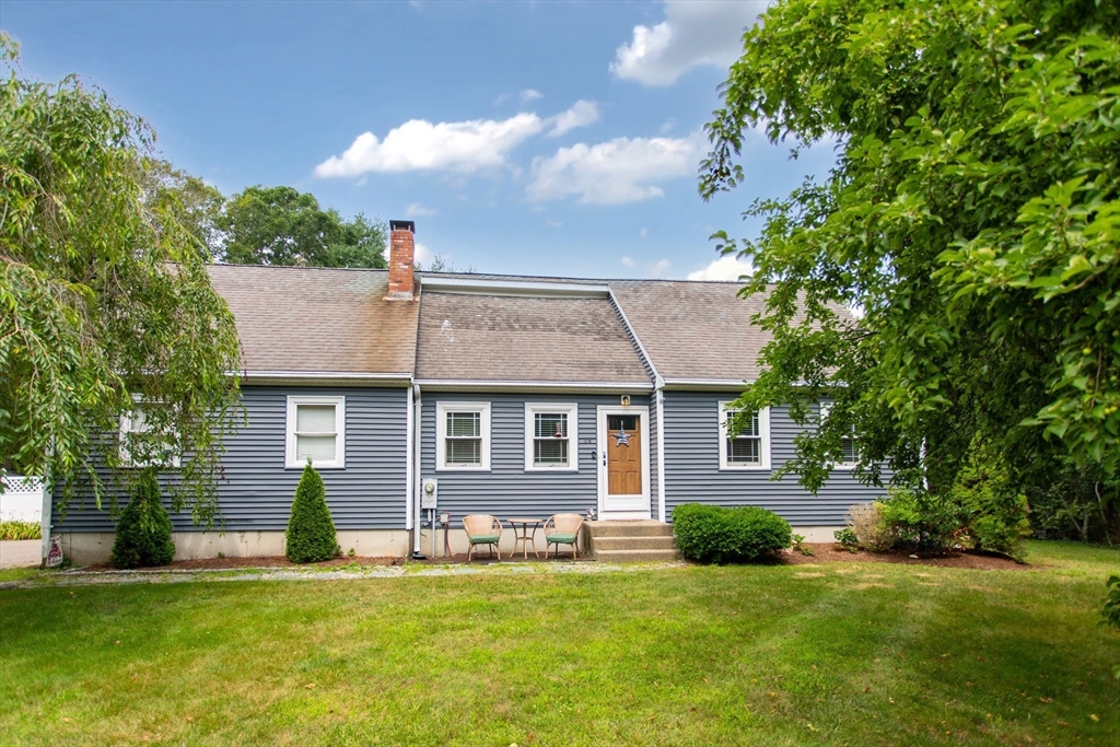 64 Dorothy Dr, Plymouth, Massachusetts, 3 Bedrooms Bedrooms, 7 Rooms Rooms,2 BathroomsBathrooms,Residential,For Sale,Dorothy Dr,73554327