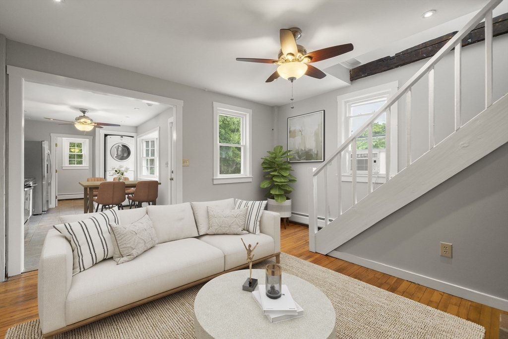 6 Ropewalk Court, Plymouth, Massachusetts, 2 Bedrooms Bedrooms, 4 Rooms Rooms,2 BathroomsBathrooms,Residential,For Sale,Ropewalk Court,73554337