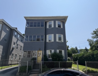 76 Paine St, Worcester, Massachusetts, 9 Bedrooms Bedrooms, 15 Rooms Rooms,3 BathroomsBathrooms,Residential Income,For Sale,Paine St,73554242