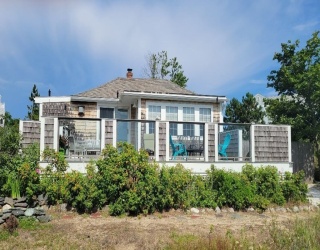 35 Sunset, Newbury, Massachusetts, 2 Bedrooms Bedrooms, 4 Rooms Rooms,1 BathroomBathrooms,Residential Lease,For Rent,Sunset,73554575