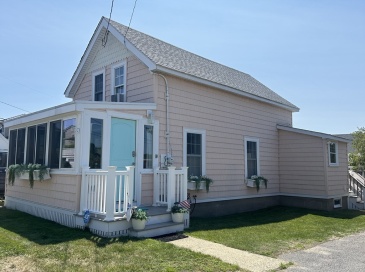 257 Northern, Newburyport, Massachusetts, 2 Bedrooms Bedrooms, 4 Rooms Rooms,1.5 BathroomsBathrooms,Residential Lease,For Rent,Northern,73554600 257 Northern, Newburyport, Massachusetts, 2 Bedrooms Bedrooms, 4 Rooms Rooms,1.5 BathroomsBathrooms,Residential Lease,For Rent,Northern,73554600