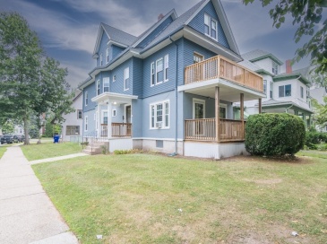 5 Rupert St, Springfield, Massachusetts, 6 Bedrooms Bedrooms, 14 Rooms Rooms,2 BathroomsBathrooms,Residential Income,For Sale,Rupert St,73554589