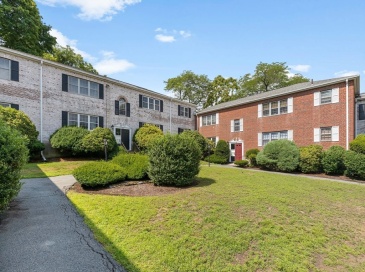 124 Lake Shore Rd, Boston, Massachusetts, 3 Bedrooms Bedrooms, 5 Rooms Rooms,2 BathroomsBathrooms,Residential Lease,For Rent,Lake Shore Rd,73554618 124 Lake Shore Rd, Boston, Massachusetts, 3 Bedrooms Bedrooms, 5 Rooms Rooms,2 BathroomsBathrooms,Residential Lease,For Rent,Lake Shore Rd,73554618