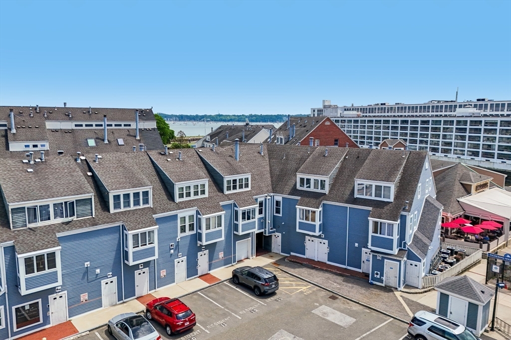 74A Wharf, Salem, Massachusetts, 2 Bedrooms Bedrooms, 5 Rooms Rooms,1.5 BathroomsBathrooms,Residential,For Sale,Wharf,73536221