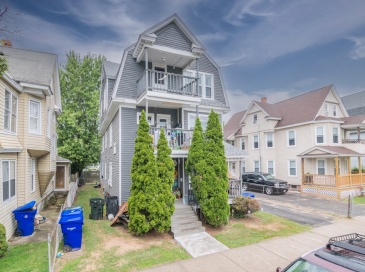 14-16 Revere St, Springfield, Massachusetts, 7 Bedrooms Bedrooms, 18 Rooms Rooms,3 BathroomsBathrooms,Residential Income,For Sale,Revere St,73554631