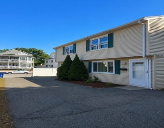 128-128A Bowdoin St, Lawrence, Massachusetts, 4 Bedrooms Bedrooms, 8 Rooms Rooms,2 BathroomsBathrooms,Residential Income,For Sale,Bowdoin St,73554657