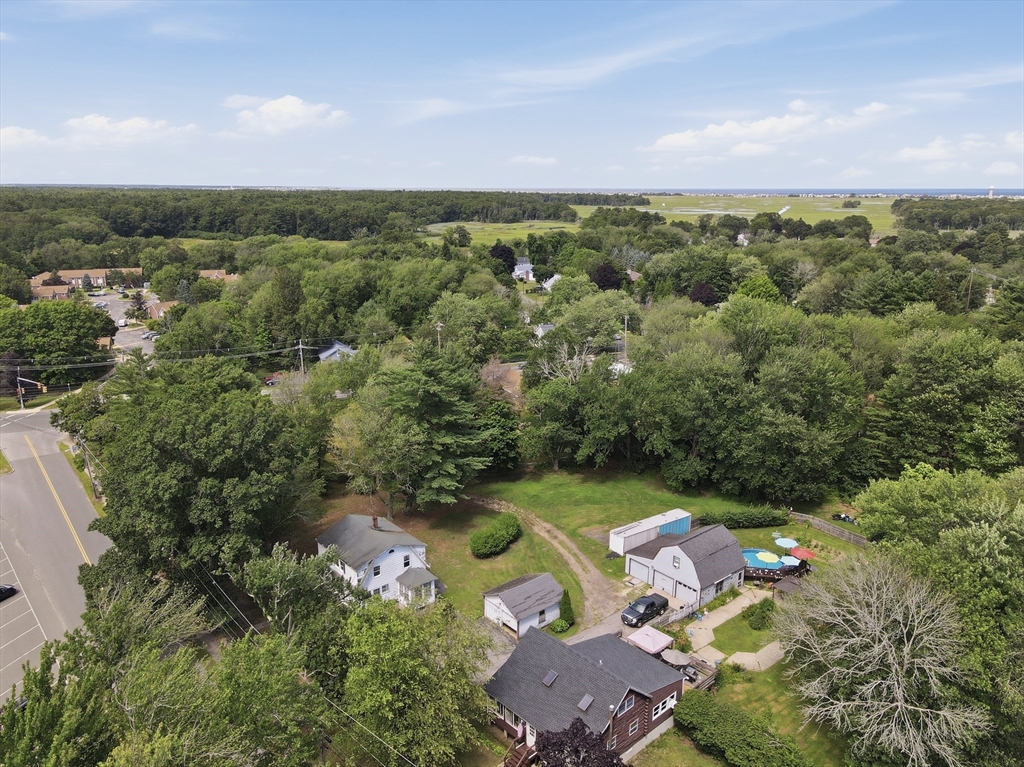 3 & 5 Ferry Road, Salisbury, Massachusetts, 4 Bedrooms Bedrooms, 11 Rooms Rooms,2 BathroomsBathrooms,Residential Income,For Sale,Ferry Road,73554684