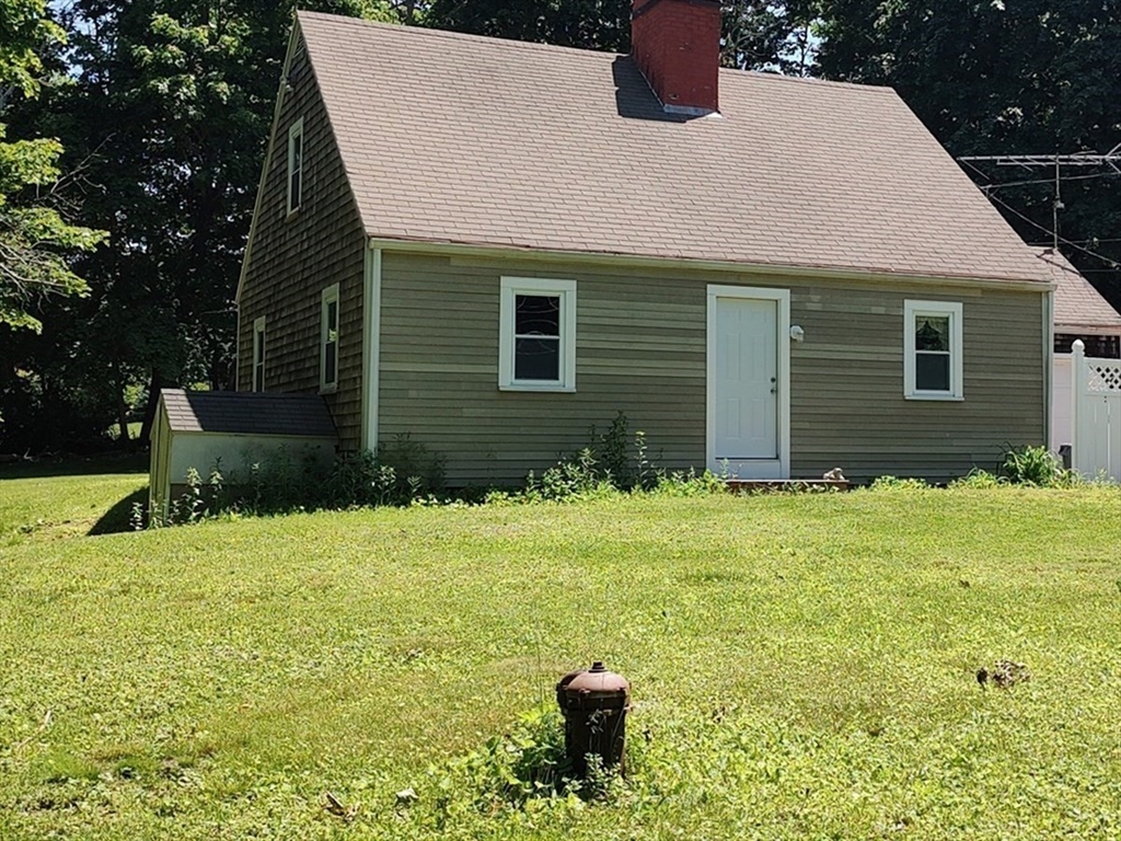 11 Newbury Neck Road, Newbury, Massachusetts, 4 Bedrooms Bedrooms, 7 Rooms Rooms,2 BathroomsBathrooms,Residential,For Sale,Newbury Neck Road,73491126