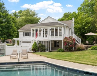 305 High St Ext, Lancaster, Massachusetts, 4 Bedrooms Bedrooms, 10 Rooms Rooms,2.5 BathroomsBathrooms,Residential,For Sale,High St Ext,73526388