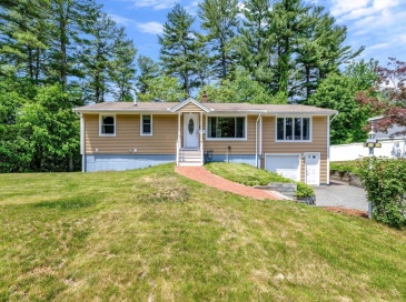 14 Raymond Rd, Chelmsford, Massachusetts, 3 Bedrooms Bedrooms, 6 Rooms Rooms,2 BathroomsBathrooms,Residential,For Sale,Raymond Rd,73529840