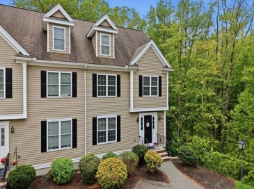 8 Pilgrim St, North Reading, Massachusetts, 2 Bedrooms Bedrooms, 6 Rooms Rooms,2.5 BathroomsBathrooms,Residential,For Sale,Pilgrim St,73528869