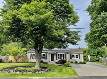 534 Hogg Memorial Dr, Whitman, Massachusetts, 4 Bedrooms Bedrooms, 6 Rooms Rooms,2 BathroomsBathrooms,Residential,For Sale,Hogg Memorial Dr,73500045