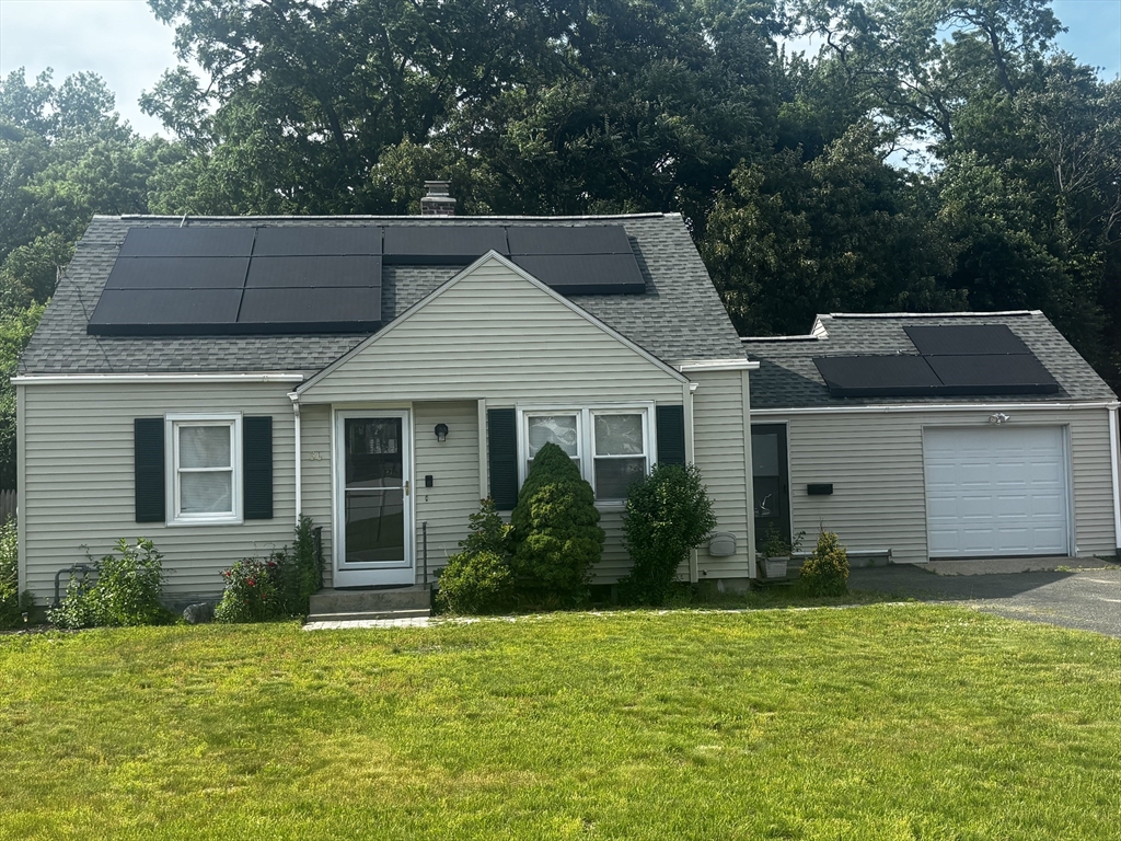 36 Oconnell St, Springfield, Massachusetts, 4 Bedrooms Bedrooms, 8 Rooms Rooms,2 BathroomsBathrooms,Residential Lease,For Rent,Oconnell St,73520945
