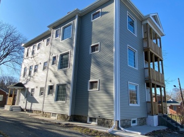 86 Houghton St, Worcester, Massachusetts, 9 Bedrooms Bedrooms, 18 Rooms Rooms,4 BathroomsBathrooms,Residential Income,For Sale,Houghton St,73537685