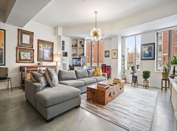 1313 Washington, Boston, Massachusetts, 1 Bedroom Bedrooms, 3 Rooms Rooms,1 BathroomBathrooms,Residential Lease,For Rent,Washington,73554696