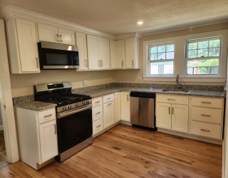 82 Sea St., Weymouth, Massachusetts, 3 Bedrooms Bedrooms, 8 Rooms Rooms,1.5 BathroomsBathrooms,Residential Lease,For Rent,Sea St.,73554704
