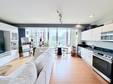 2 Earhart, Cambridge, Massachusetts, 1 Bedroom Bedrooms, 2 Rooms Rooms,1 BathroomBathrooms,Residential,For Sale,Earhart,73554710