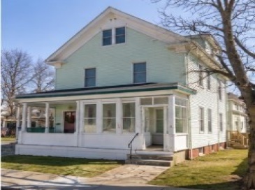 50 Carleton St, Newton, Massachusetts, 4 Bedrooms Bedrooms, 6 Rooms Rooms,2 BathroomsBathrooms,Residential Lease,For Rent,Carleton St,73554725