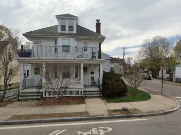 89-91 Thacher St, Milton, Massachusetts, 3 Bedrooms Bedrooms, 6 Rooms Rooms,1 BathroomBathrooms,Residential Lease,For Rent,Thacher St,73554848