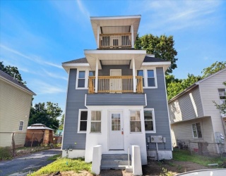 229 Quincy St, Springfield, Massachusetts, 9 Bedrooms Bedrooms, 11 Rooms Rooms,2 BathroomsBathrooms,Residential Income,For Sale,Quincy St,73554846