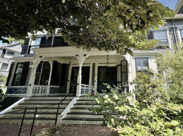 33 Brewster, Cambridge, Massachusetts, 5 Bedrooms Bedrooms, 8 Rooms Rooms,3.5 BathroomsBathrooms,Residential Lease,For Rent,Brewster,73554857