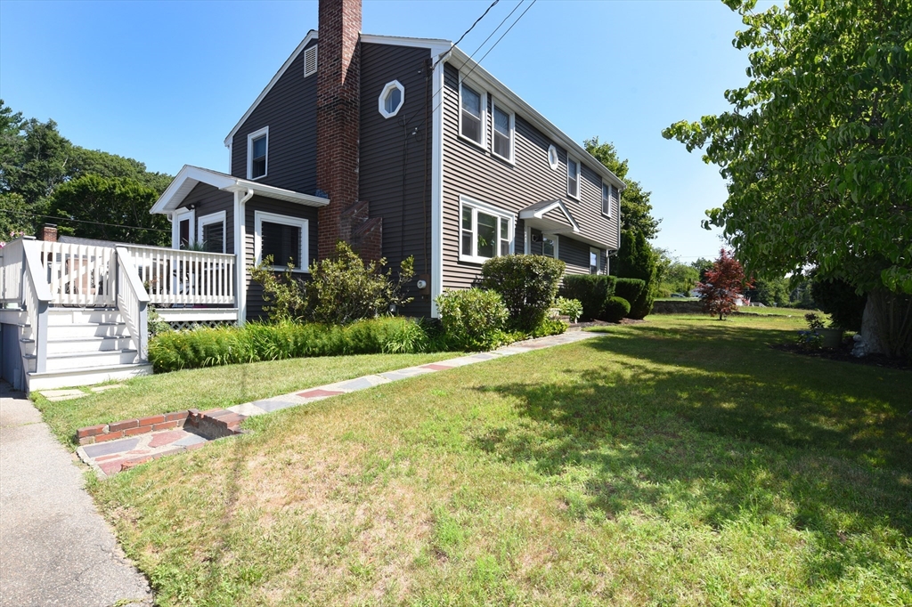 440 Summer, Rockland, Massachusetts, 4 Bedrooms Bedrooms, 9 Rooms Rooms,3 BathroomsBathrooms,Residential,For Sale,Summer,73554858
