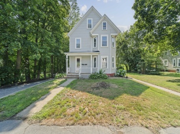 31 High Street, Bridgewater, Massachusetts, 5 Bedrooms Bedrooms, 15 Rooms Rooms,3 BathroomsBathrooms,Residential Income,For Sale,High Street,73554743