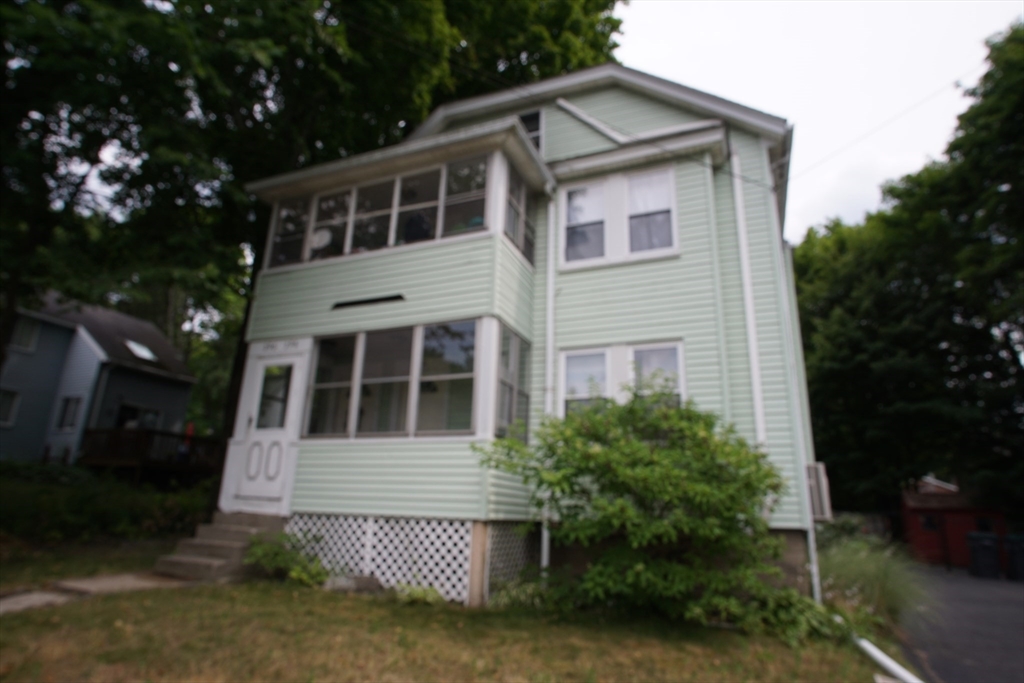 296 West Central St, Natick, Massachusetts, 2 Bedrooms Bedrooms, 6 Rooms Rooms,1 BathroomBathrooms,Residential Lease,For Rent,West Central St,73544745