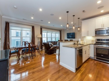 360 W 2nd, Boston, Massachusetts, 2 Bedrooms Bedrooms, 5 Rooms Rooms,2 BathroomsBathrooms,Residential Lease,For Rent,W 2nd,73548091