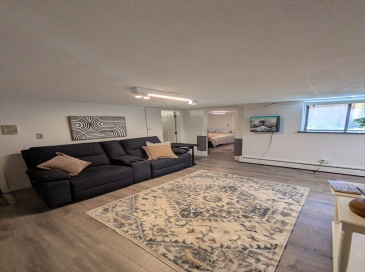 110 Lanark Rd., Boston, Massachusetts, 1 Bedroom Bedrooms, 3 Rooms Rooms,1 BathroomBathrooms,Residential Lease,For Rent,Lanark Rd.,73554790