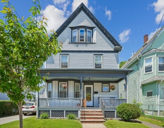 174 Beach St, Quincy, Massachusetts, 4 Bedrooms Bedrooms, 7 Rooms Rooms,1.5 BathroomsBathrooms,Residential,For Sale,Beach St,73531685