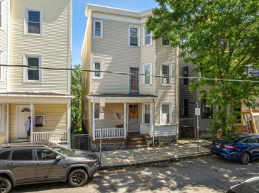25 Howell St, Boston, Massachusetts, 6 Bedrooms Bedrooms, 15 Rooms Rooms,3 BathroomsBathrooms,Residential Income,For Sale,Howell St,73536520 25 Howell St, Boston, Massachusetts, 6 Bedrooms Bedrooms, 15 Rooms Rooms,3 BathroomsBathrooms,Residential Income,For Sale,Howell St,73536520