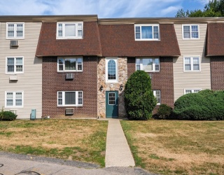 180 Main St, Bridgewater, Massachusetts, 2 Bedrooms Bedrooms, 4 Rooms Rooms,1.5 BathroomsBathrooms,Residential Lease,For Rent,Main St,73554820