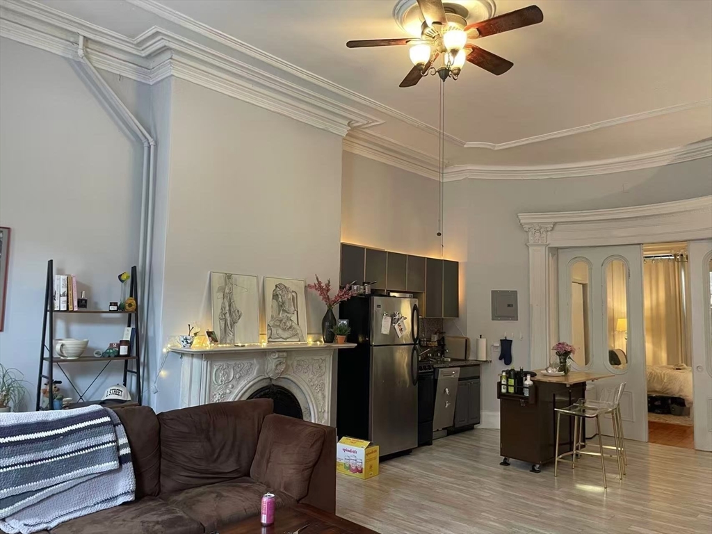 483 Massachusetts Ave, Boston, Massachusetts, 1 Bedroom Bedrooms, 3 Rooms Rooms,1 BathroomBathrooms,Residential Lease,For Rent,Massachusetts Ave,73532907
